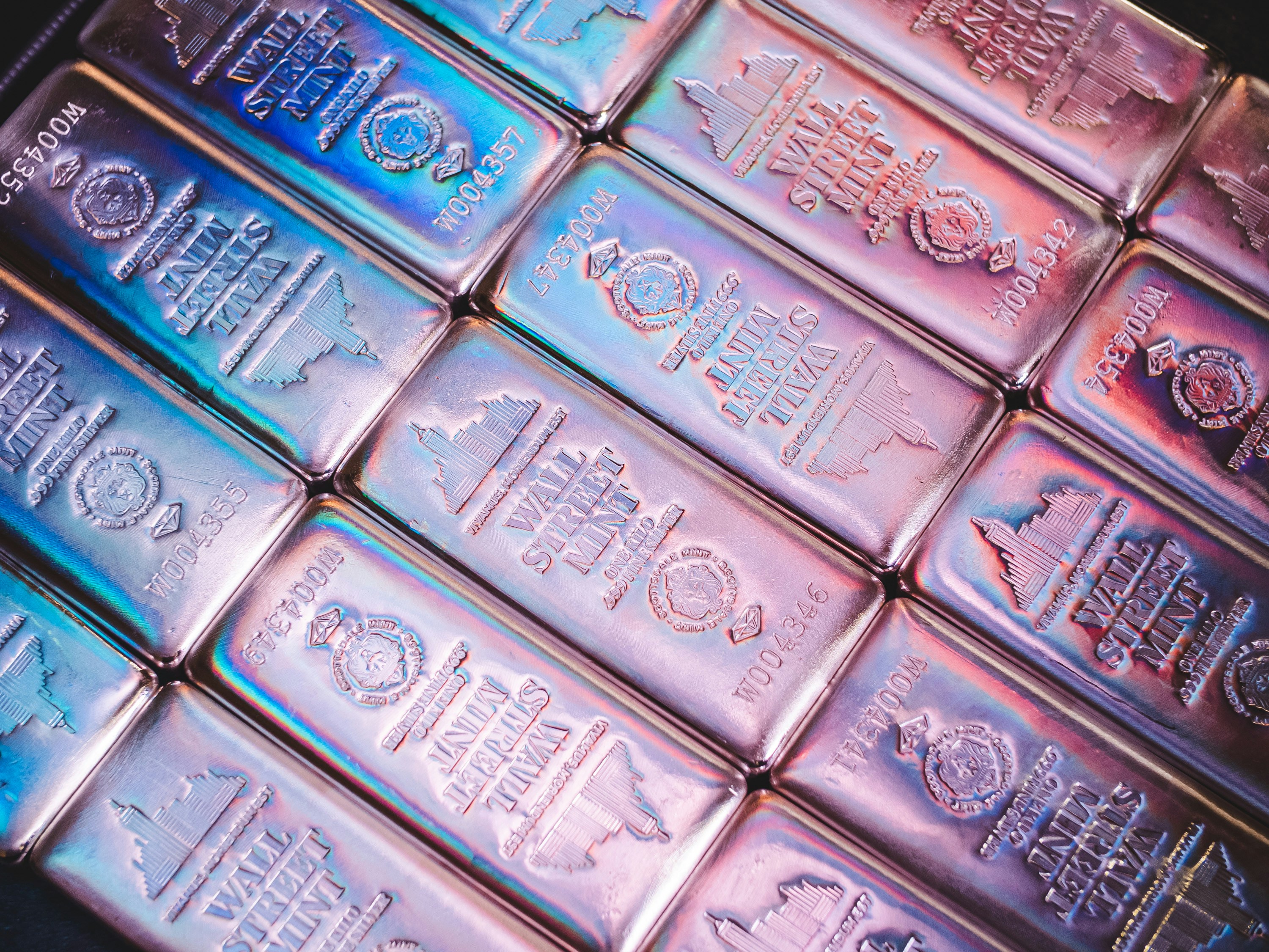Standard silver bar banner